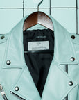 Outlaw | Essex | Mint