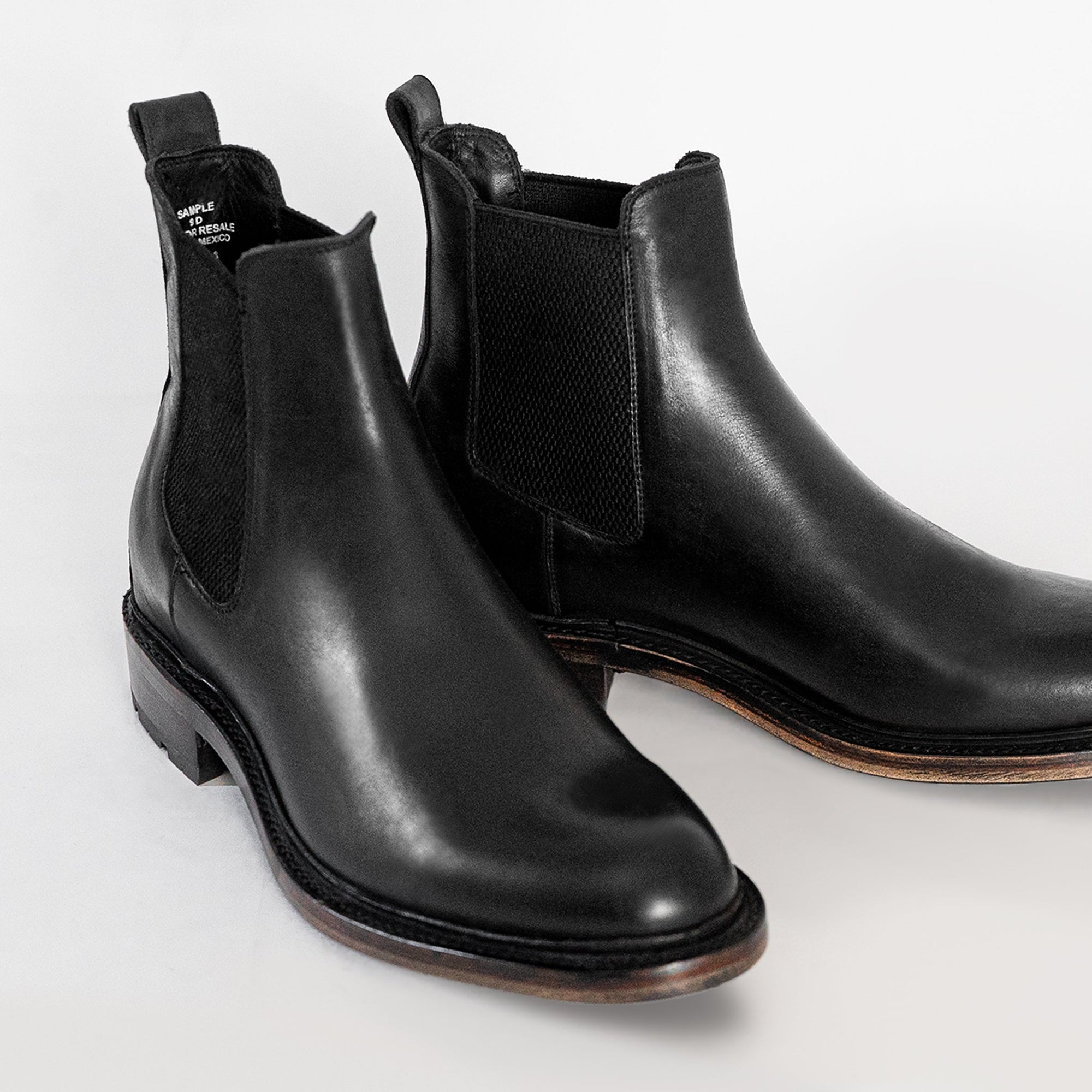 Outlaw | The Chelsea Boot